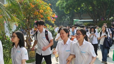 Đáp án đề thi Toán vòng 1 lớp 10 Chuyên Khoa học Tự nhiên