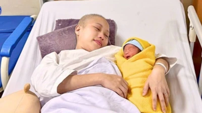 Cuộc chiến sinh tử cứu mẹ, giữ con cho sản phụ bị ung thư cổ tử cung