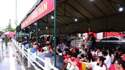 Hà Nội bố trí nhà bạt, đảm bảo an toàn cho người dân xem diễu hành