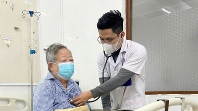 Chăm sóc bệnh nhân đái tháo đường tại Bệnh viện Nội tiết TƯ