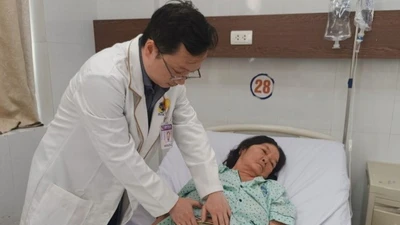 Tưởng bí tiểu không ngờ vỡ bàng quang tự phát