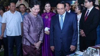Lễ hội Văn hóa thế giới tại Hà Nội 'sẻ chia với đồng bào bị thiên tai'