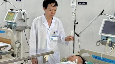 Phẫu thuật thành công cho bệnh nhân bị vết thương bụng nguy hiểm tại Bắc Ninh
