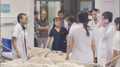 Cứu sống 2 công nhân bị ngưng tim, ngừng thở vì điện giật