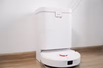 Robot Xiaomi H50: Gọn nhẹ, hút lau ổn, 75 ngày mới đổ bụi