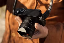 Leica Q3 Monochrom, máy ảnh chỉ chụp đen trắng