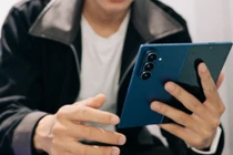 Galaxy Z Fold7 biến điện thoại thành workstation bỏ túi 