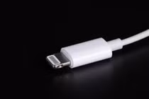 3 cách tận dụng cáp Lightning cũ giúp giảm rác công nghệ 