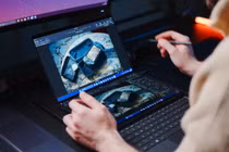Laptop hai màn hình khiến cách làm việc thay đổi ra sao?