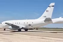 Máy bay bí ẩn nhất thế giới bất ngờ xuất hiện, ngỡ ngàng sự thật 