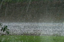 Ngày 9/12, Bắc Bộ nắng nhẹ, Trung Bộ mưa lớn kéo dài