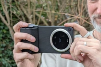 Xiaomi 17 Ultra thách thức Galaxy S26 Ultra