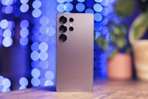 10 smartphone tốt nhất 2025 theo từng tiêu chí