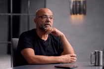 Cựu sếp Google cảnh báo AI sẽ gây khủng hoảng năm 2027