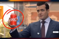 AI của Elon Musk gây sốc khi nhét quảng cáo vào phim 