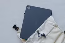 Logitech Flip Folio biến iPad thành laptop mini linh hoạt 