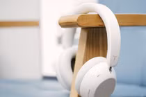 Tanchjim RITA, tai nghe chụp đầu “chú cừu đen”