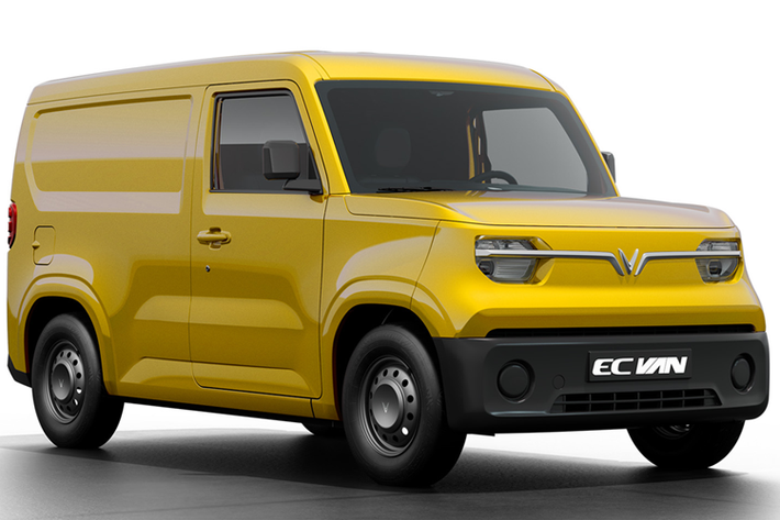 EC Van là mẫu xe điện đầu tiên của VinFast gia nhập phân khúc xe tải chở hàng trong nước, có mức giá từ 285 triệu đồng (đã bao gồm pin), hướng đến đối tượng khách hàng là hộ kinh doanh cá thể và doanh nghiệp vận tải đô thị.