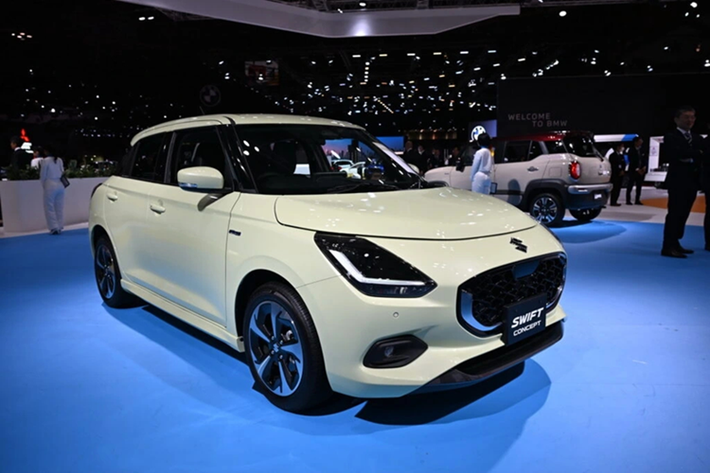Phiên bản Swift 2025 tại Việt Nam được cho là sẽ chỉ có một cấu hình động cơ hybrid, bao gồm máy xăng 1.2L 3 xi-lanh kết hợp mô-tơ điện, cho tổng công suất khoảng 82 mã lực và mô-men xoắn 108 Nm, đi kèm hộp số CVT. Đây là hệ truyền động tương tự bản dành cho thị trường Nhật Bản, hướng đến khả năng tiết kiệm nhiên liệu và vận hành mượt mà trong đô thị.
