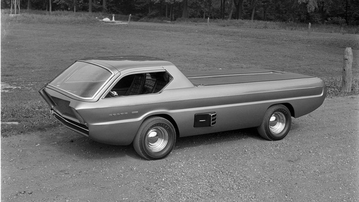 Ngày nay, Dodge Deora là hiện vật sưu tầm độc đáo, được phục chế và bảo quản trong tình trạng hoàn hảo. Dù không bao giờ bước vào sản xuất thương mại, nó vẫn được xem là tuyên ngôn thiết kế dũng cảm, nơi thẩm mỹ, sáng tạo và tư duy vượt khuôn khổ được đẩy lên đến cực hạn.
