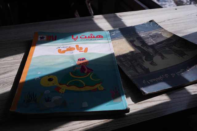 Kỳ lạ “thư viện di động” ở thủ đô Afghanistan - Hình 7 Ky la “thu vien di dong” o thu do Afghanistan-Hinh-7