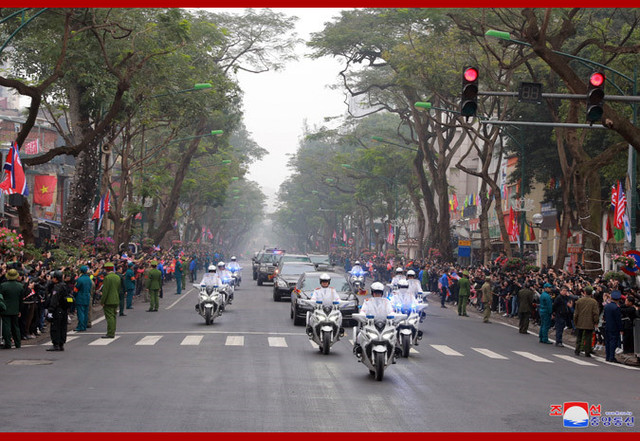 Ngày đầu Chủ tịch Kim Jong-un đến Việt Nam trên báo Triều Tiên - Hình 6 Ngay dau Chu tich Kim Jong-un den Viet Nam tren bao Trieu Tien-Hinh-6