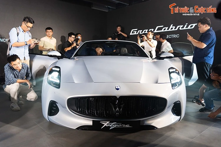 Cận cảnh Maserati GranCabrio Folgore tại Việt Nam, hơn 13 tỷ đồng