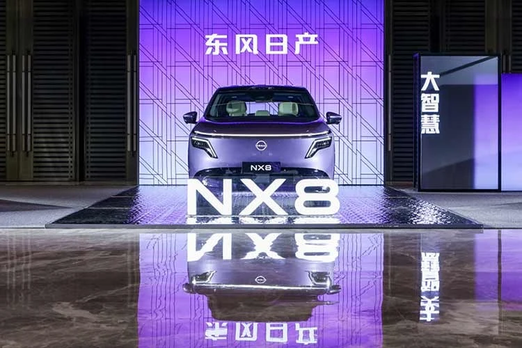 "Soi" Nissan NX8 2026 từ 559 triệu đồng, bán 8.423 đơn chỉ 30 phút