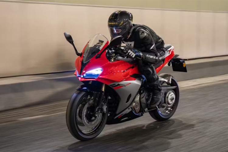 View - QJMotor SRK 500 RA - xe môtô có thể tự học thói quen chủ xe | Báo Tri thức và Cuộc sống - TIN TỨC PHỔ BIẾN KIẾN THỨC 24H