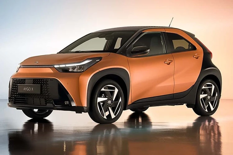 Cận cảnh Toyota Aygo X Hybrid "nhỏ nhưng có võ" từ 742 triệu đồng