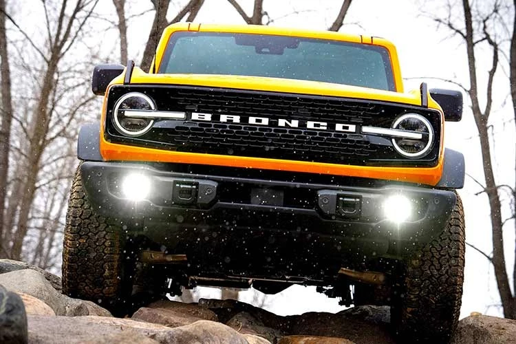 Ford Bronco Wildtrak 2026 nâng cấp "ngầu" hơn, giá bán 1,65 tỷ đồng
