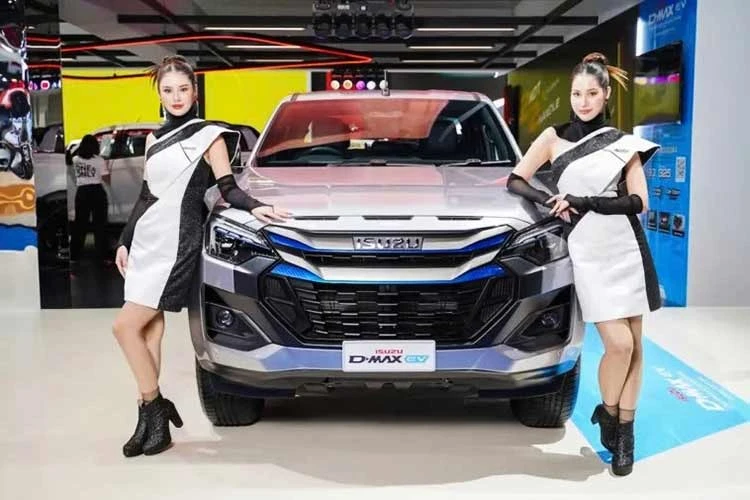 Chi tiết Isuzu D-Max EV gần 1,3 tỷ đồng vừa mở bán tại Đông Nam Á