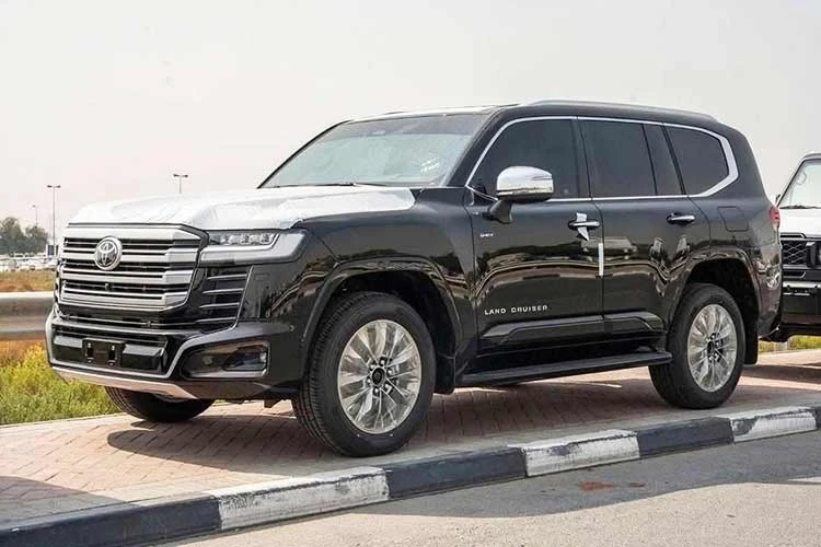 [GALLERY] Toyota Land Cruiser Hybrid sắp bán tại Việt Nam, khoảng 4,6 tỷ đồng