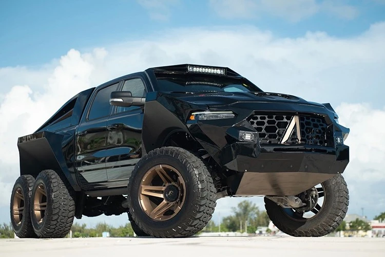  Apocalypse Juggernaut 6x6 giá 6,27 tỷ - "khủng long 6 chân" siêu hầm hố