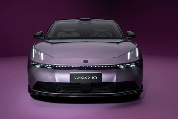 Lynk & Co 10 EM-P từ 700 triệu, "ăn" chỉ 4,2 lít xăng/100km