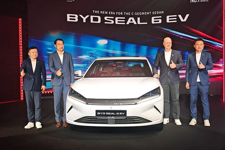 BYD Seal 6 từ 630 triệu đồng tại Malaysia, có về Việt Nam?