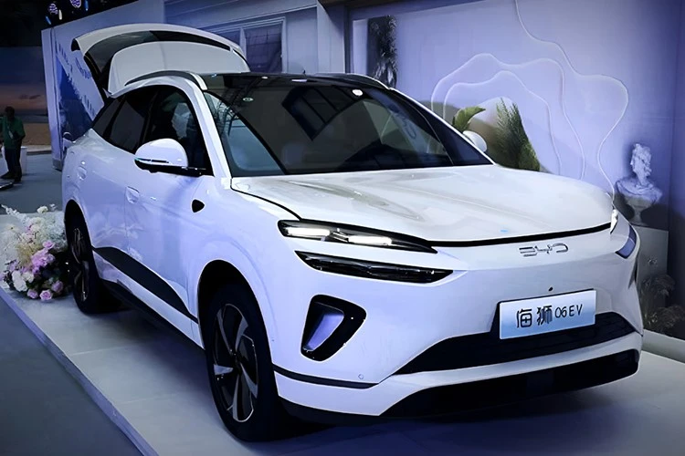 BYD ra mắt Sealion 06 2025 từ 510 triệu đồng, có gì hay?