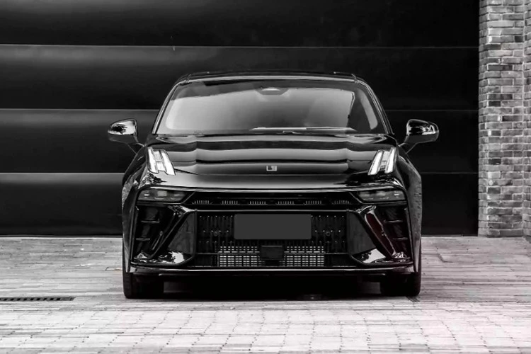 Lynk & Co 03 về Việt Nam, dưới 800 triệu "đấu" Honda Civic