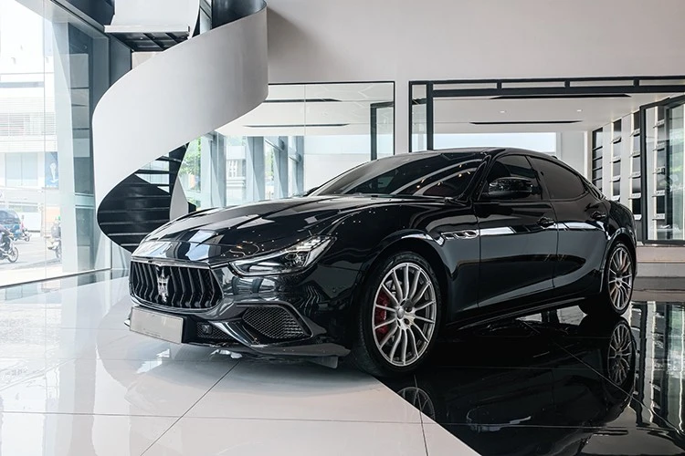 Maserati Ghibli độc nhất Việt Nam "bay" 5 tỷ chỉ sau 5 năm