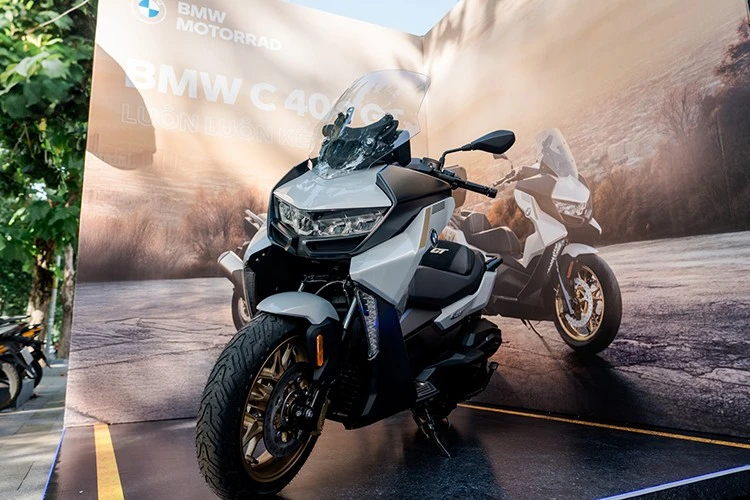 Cận cảnh xe ga BMW C400 GT 2025 tại Việt Nam, từ 319 triệu đồng