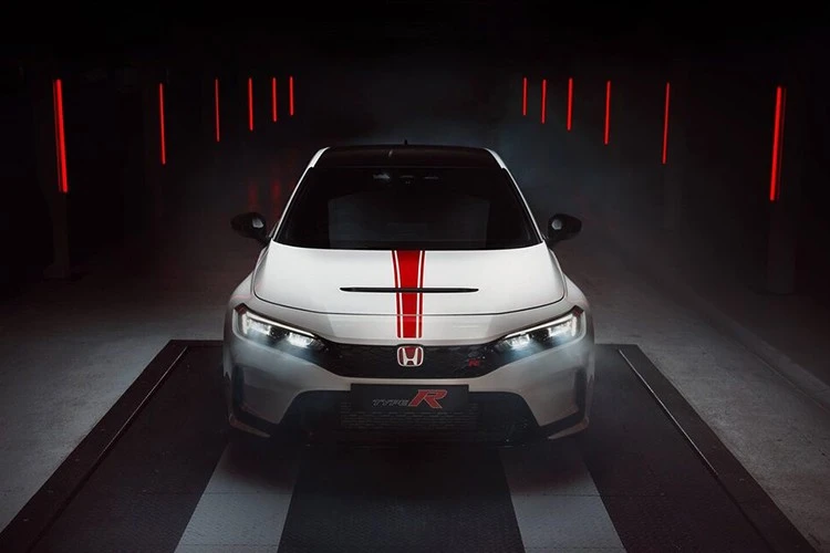 Chi tiết Honda Civic Type R Ultimate Edition giá 70.000 USD