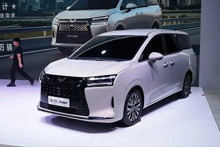 Wuling Xingguang 730 - MPV tiết kiệm xăng rẻ nhất Trung Quốc chỉ 400 triệu
