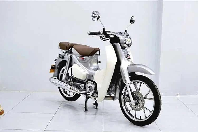Honda Super Cub 2026 về Việt Nam giá 150 triệu, "ăn xăng" 1,5l/100km