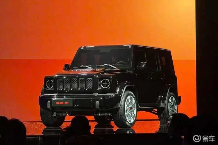 Beijing 81 giá rẻ ra mắt Trung Quốc, đẹp như "vua địa hình" G-Class