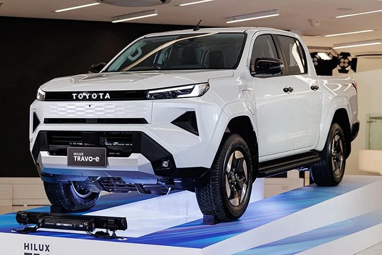View - Toyota Hilux 2026 tăng giá mạnh khi về Việt Nam, bản cao nhất tới 1,1 tỷ | Báo Tri thức và Cuộc sống - TIN TỨC PHỔ BIẾN KIẾN THỨC 24H