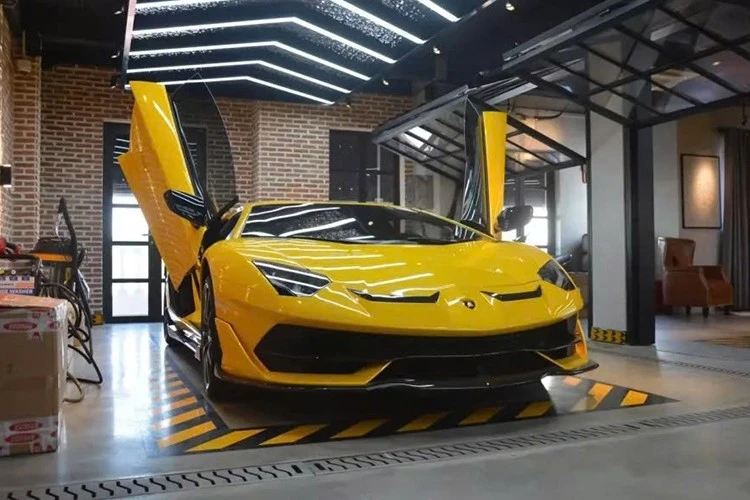 Lamborghini Aventador SVJ của đại gia Việt rao bán gần 16 tỷ đồng