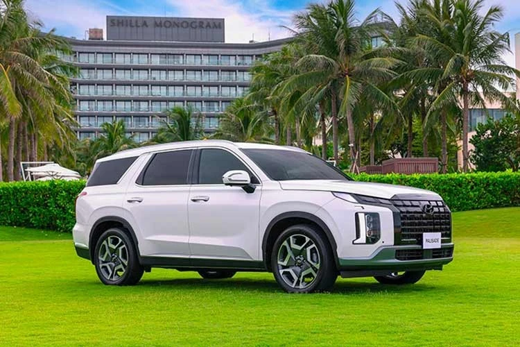 Hyundai Palisade giảm tới 170 triệu tại Việt Nam, chờ đón phiên bản mới