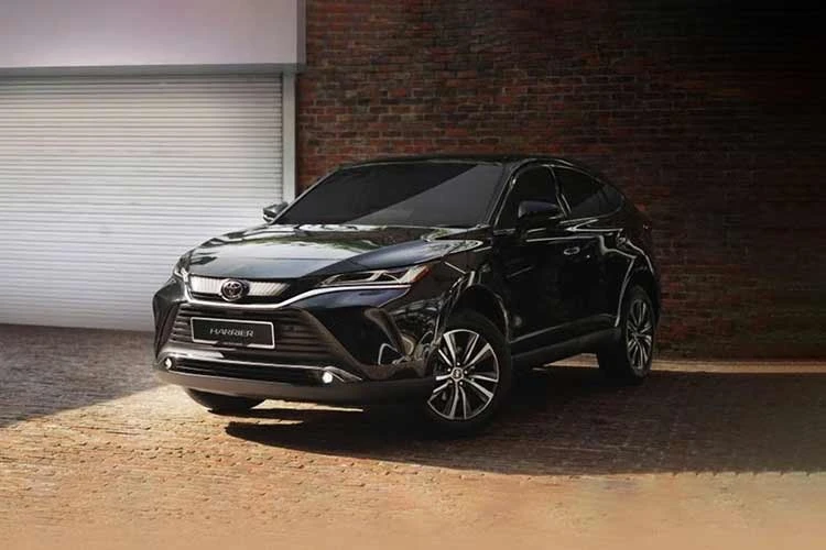 Toyota Harrier 2.5 Hybrid 2026 ra mắt Đông Nam Á, gần 2 tỷ đồng
