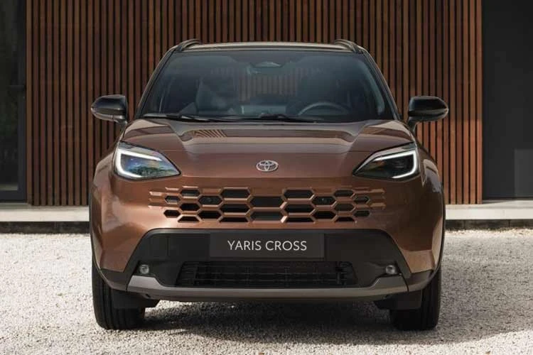Tận thấy Toyota Yaris Cross 2027 với diện mạo mới, cùng màu sơn độc