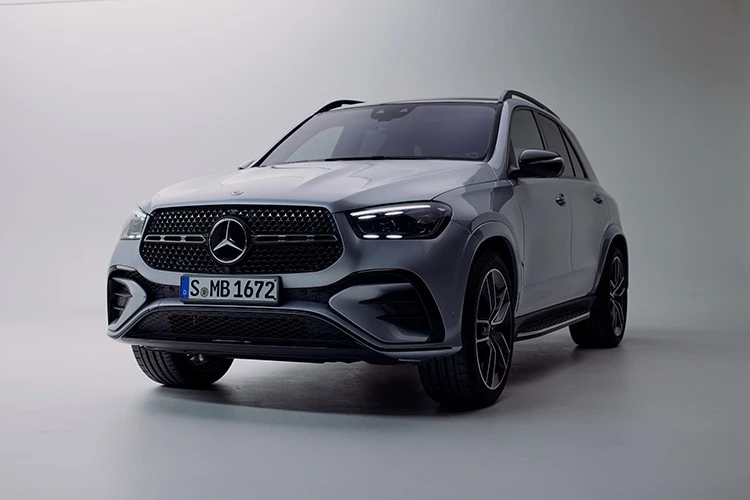 Cận cảnh Mercedes GLE 400 E 4MATIC - hybrid cắm sạc hơn 4,6 tỷ tại Việt Nam